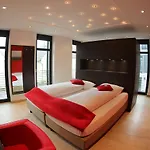 Kh Hotell 4*
