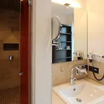 Hotel Kh Mit Restaurant 4*
