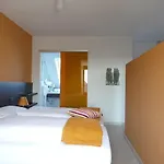Kh Mit Restaurant Hotel