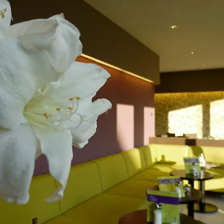 Kh Mit Restaurant 4*