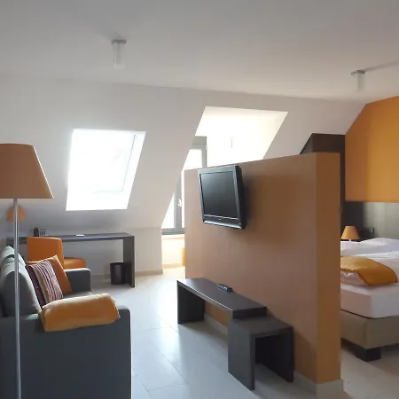 Hotel Kh