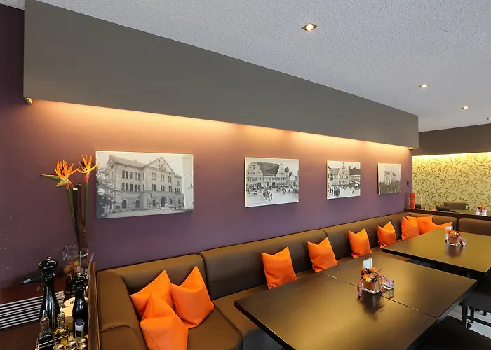 Kh Mit Restaurant ホテル 4*